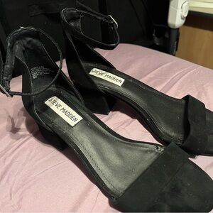 Steve Madden Black Ankle-Strap Block Heel Sandals
